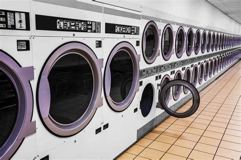 Coin operated laundry machine companies  Can se